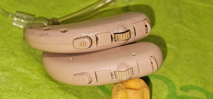 PAIR of Siemens Fast P BTE Hearing Aids