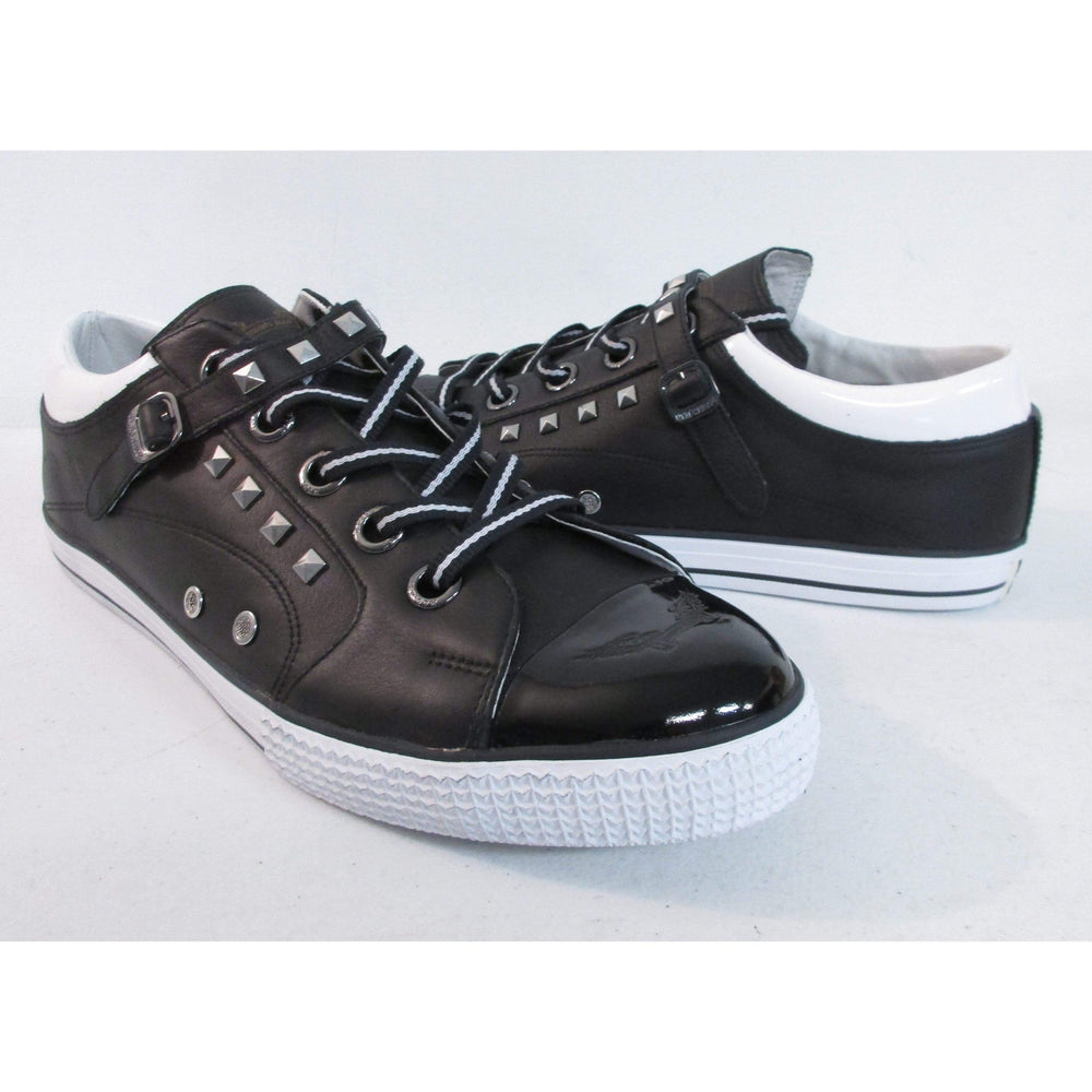 Sleek black Robin's Jean Nathan sneakers for men, featuring a stylish design with logo detailing and a comfortable, modern silhouette.