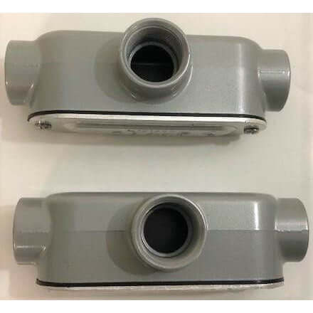 Eaton Crouse-Hinds T25-CGN 3/4" T Conduit Body with Cover (2-Pack)